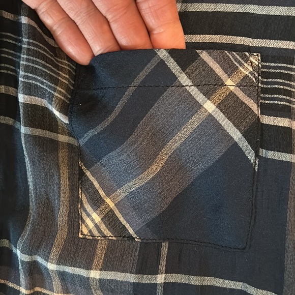 Blue and peach button down shirt - Picture 3 of 8